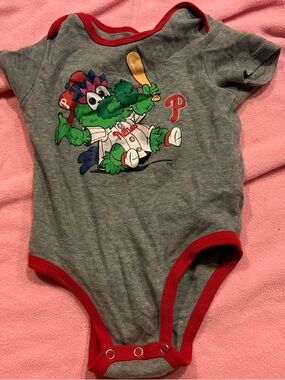 Gray & Red Phillies Mascot Baby One-Piece Bodysuit Phillies  size 18 months